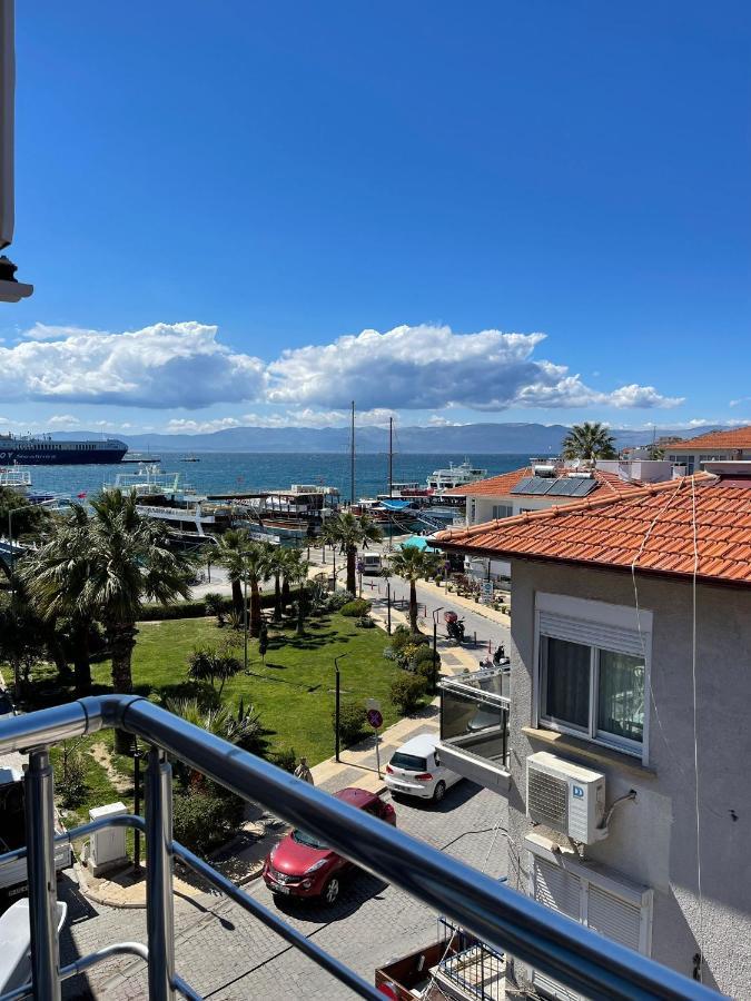 Grand Faik Hotel Çeşme Esterno foto
